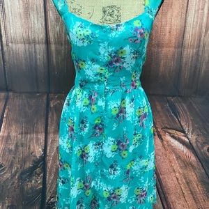 LC Lauren Conrad size 12 Minty Green Flower Dress